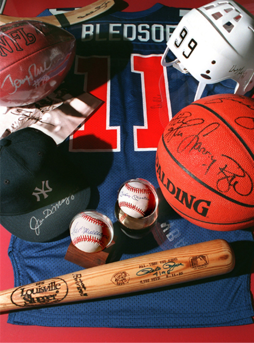 Sports Memorabilia, Baseball Game Used Equipment