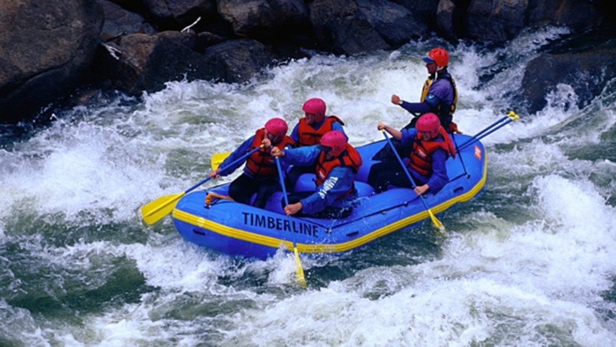 The Best Whitewater Rafting Destinations For 2014 Mens Journal