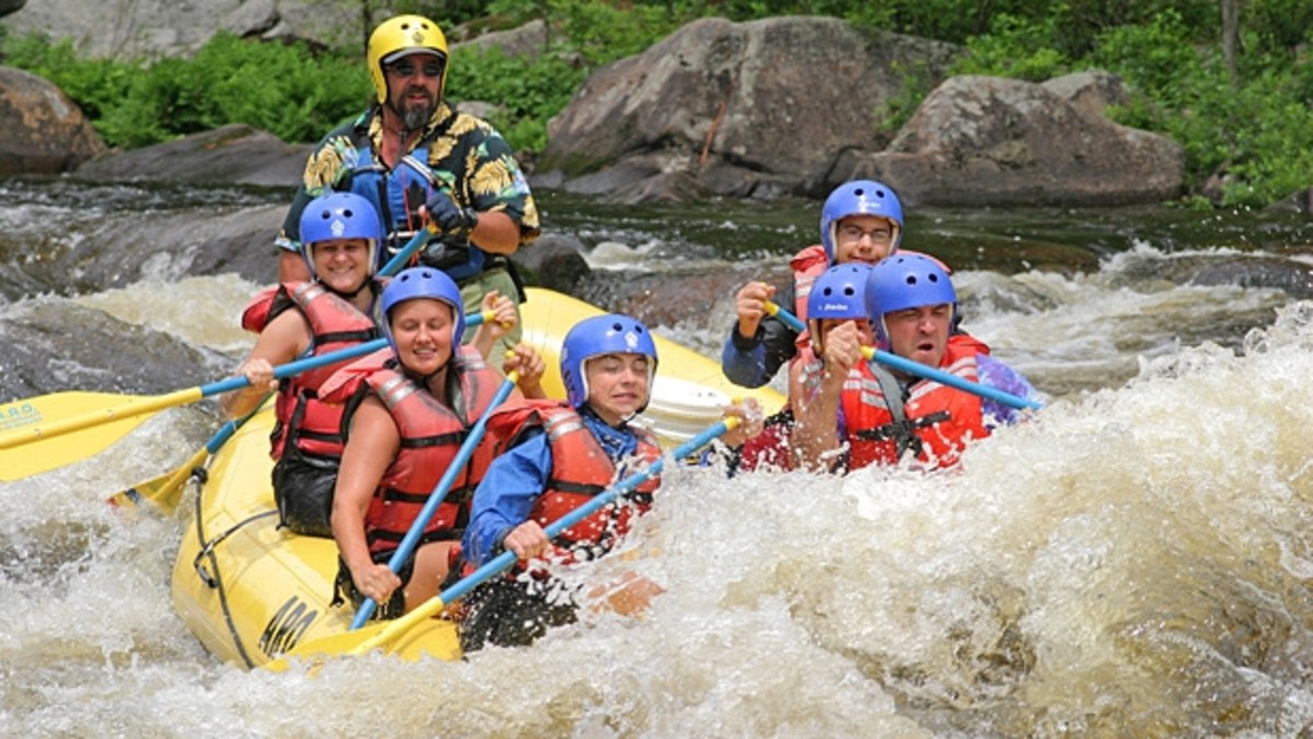 The Best Whitewater Rafting Destinations For 2014 Mens Journal