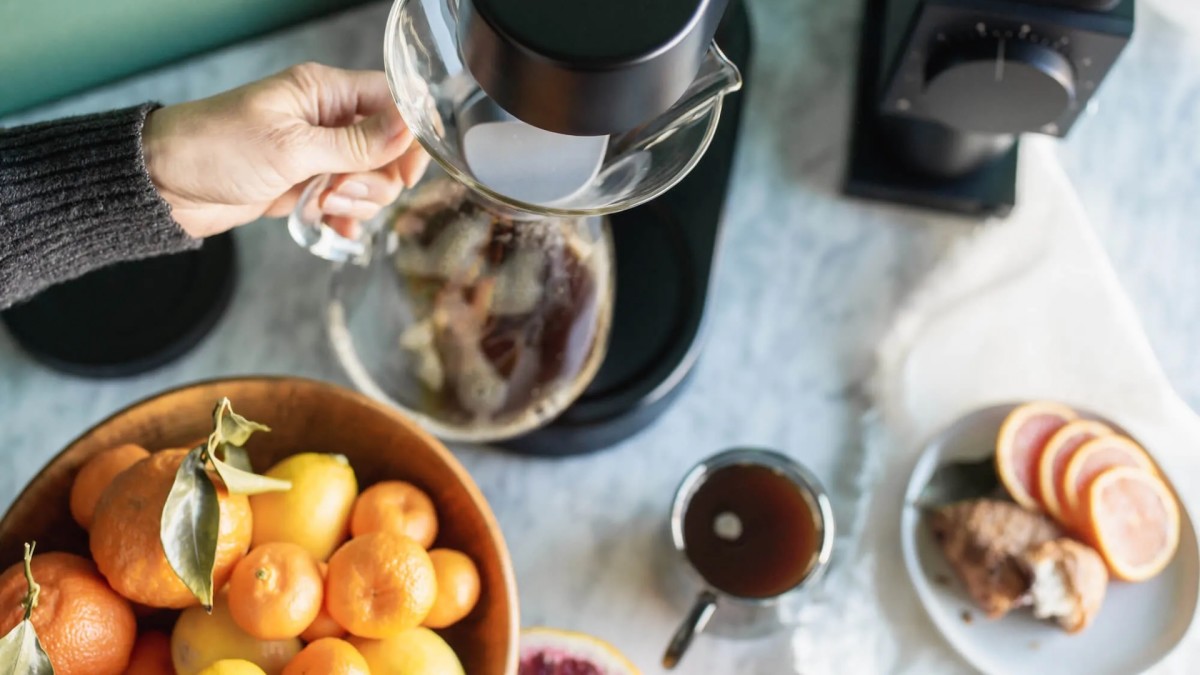 Why Coffee Nerds Want This Manual Espresso Machine - WSJ