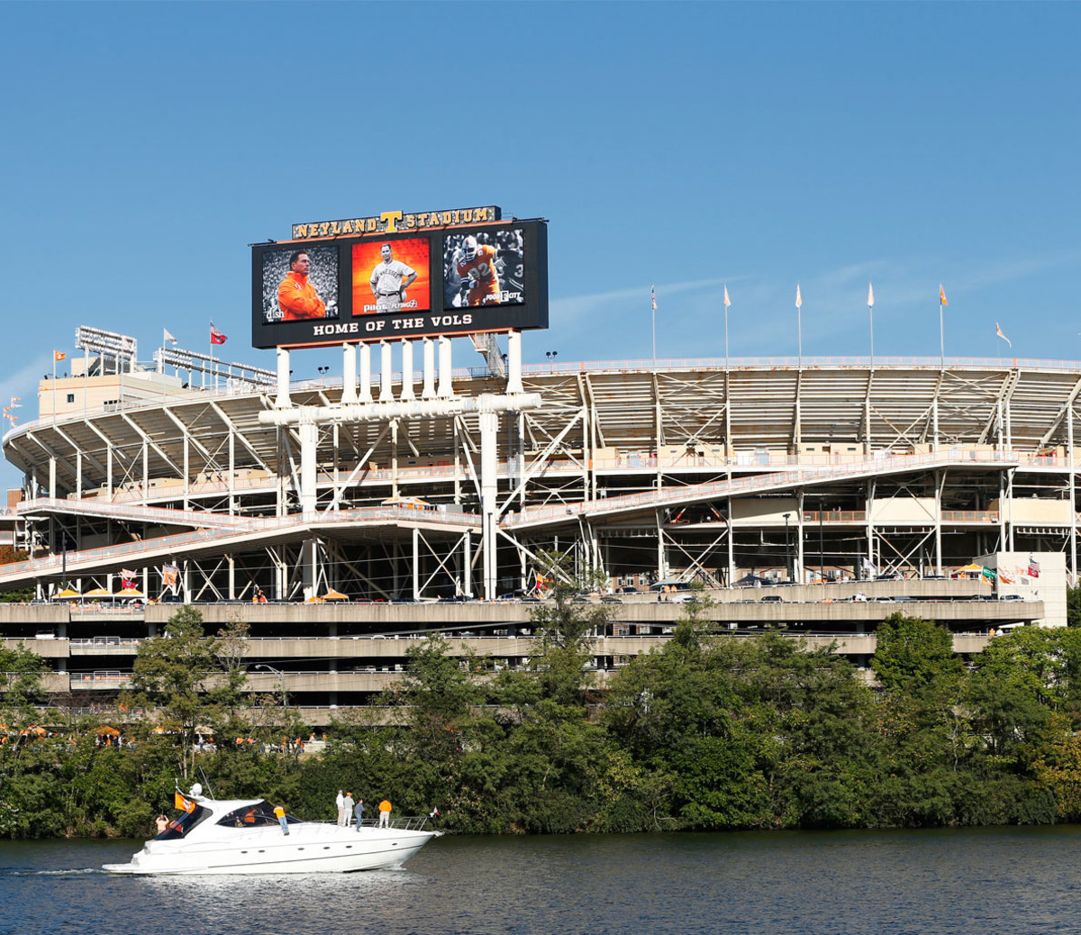 Boatgating: Top 5 NFL Stadiums on the Water