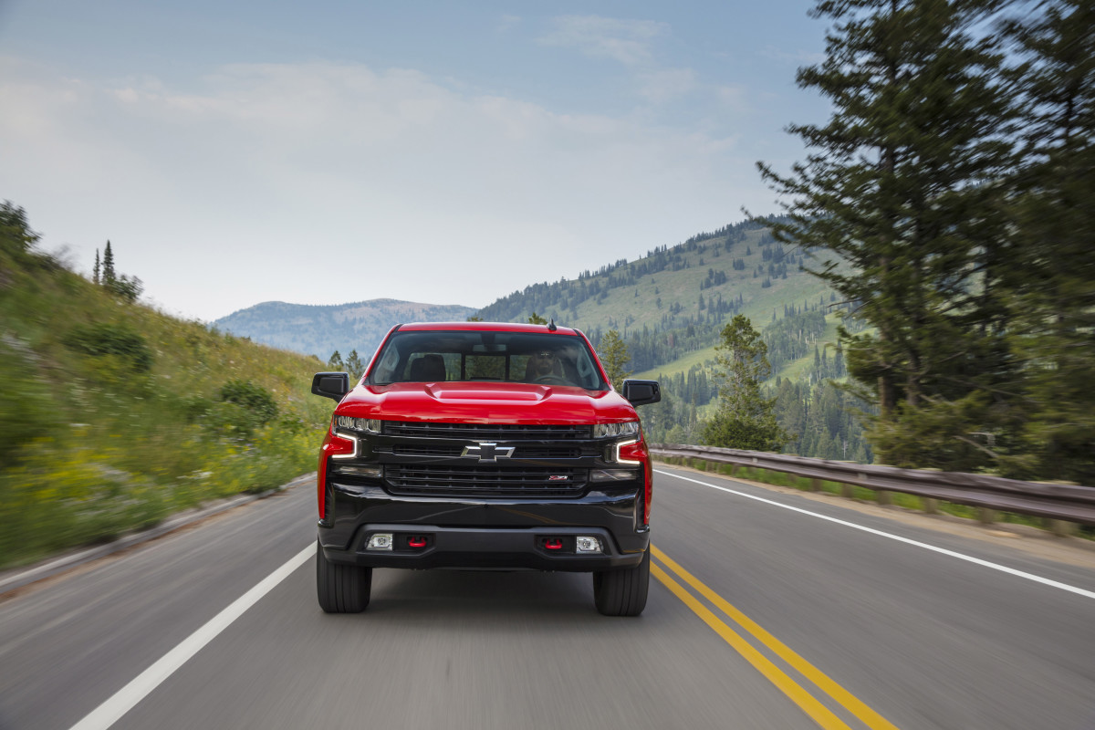 Review 72 Hours With The 2019 Chevy Silverado Trail Boss Mens Journal