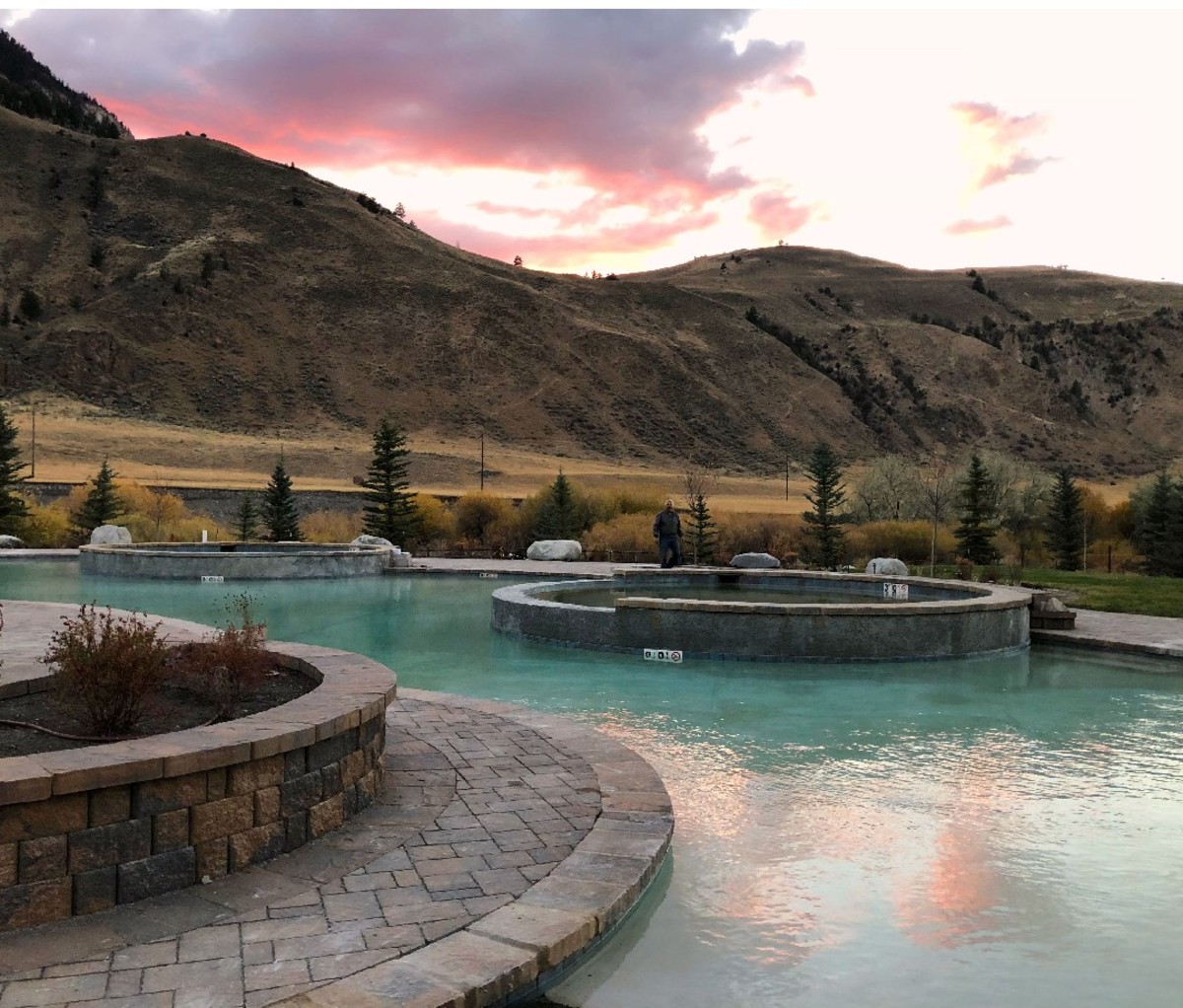 The 8 Best Hot Springs Around the World for Soothing Your Body and Mind