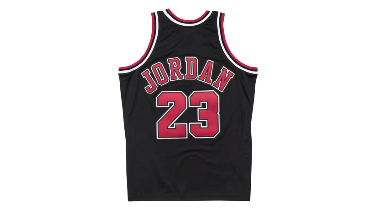 Michael Jordan Chicago Bulls 1996-97 HWC Throwback NBA Authentic Jersey