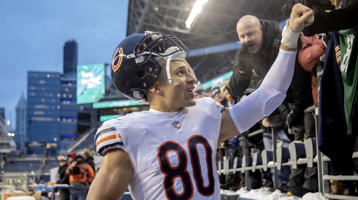 Ex-Bears' Jimmy Graham reportedly hit by a car while bicycling – NBC Sports  Chicago