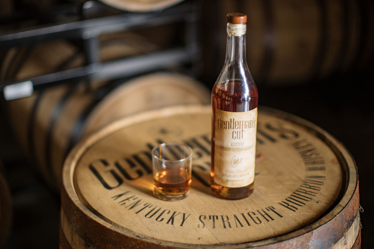 Steph Curry Launches Gentleman s Cut Kentucky Bourbon Men s Journal