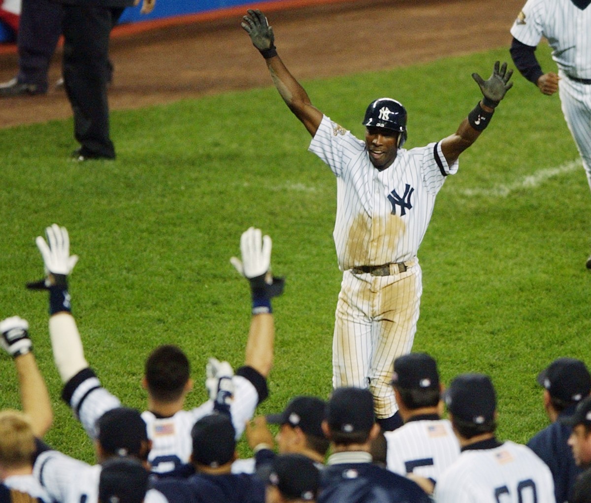 Seattle Mariners' Ichiro Suzuki and New York Yankees' Alfonso News Photo  - Getty Images