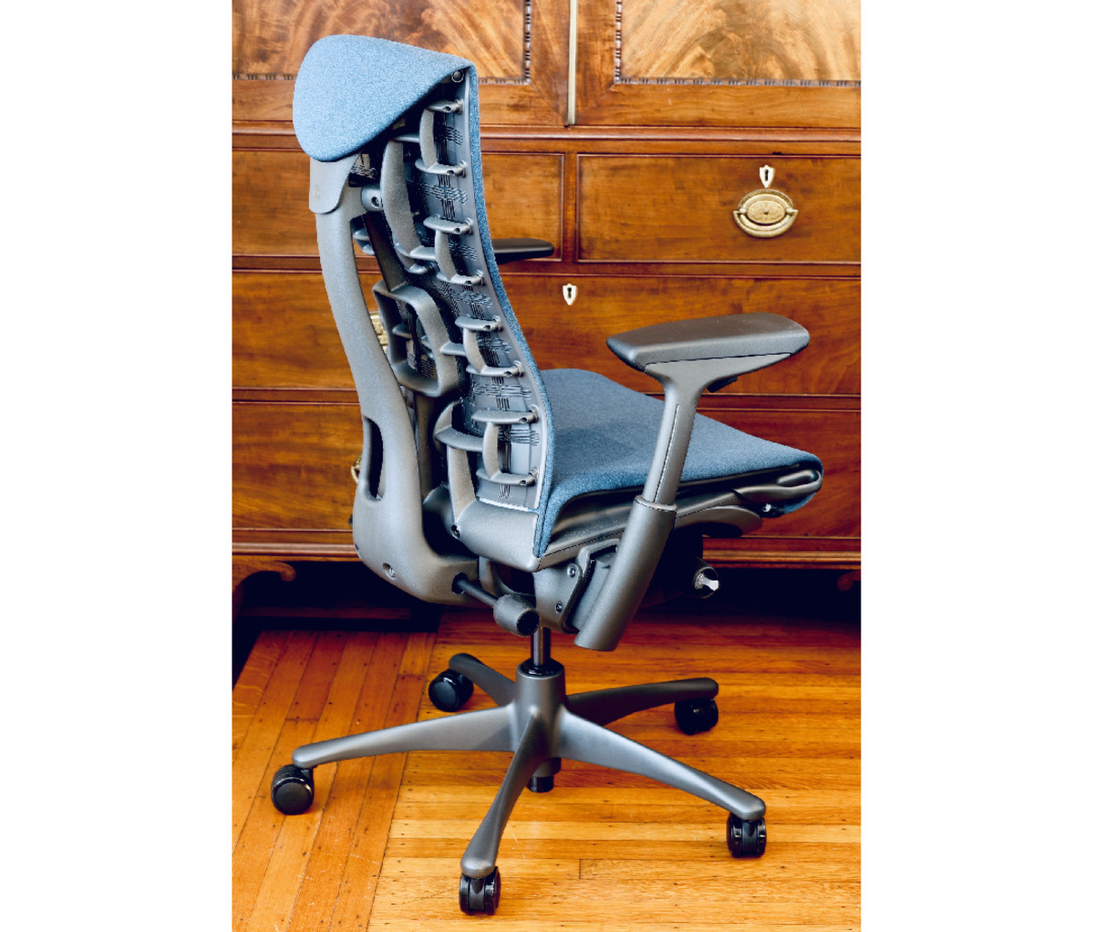 The Best Office Chairs of 2023 - Men's Journal