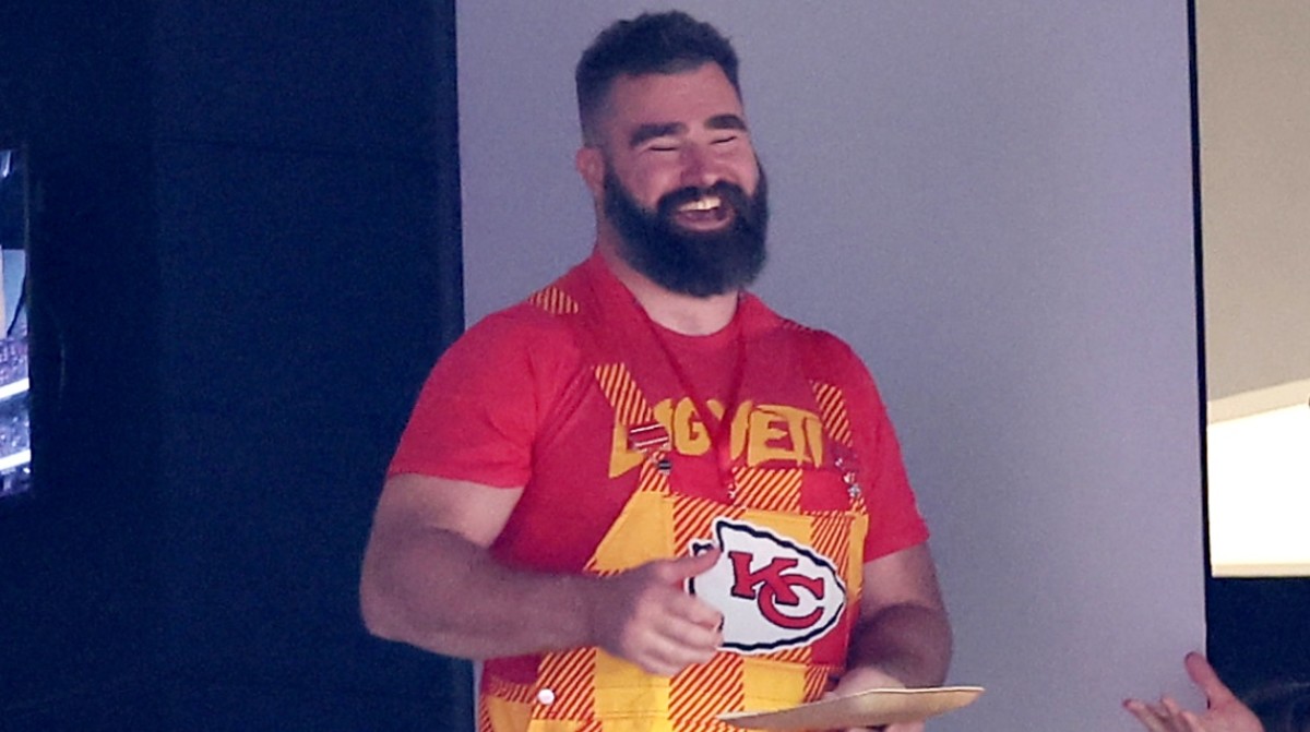 Video: Jason Kelce Seen Partying Following The Chiefs Super Bowl Win ...