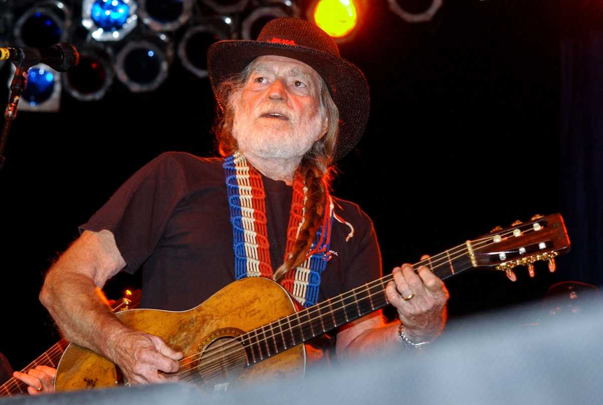 Willie Nelson Breaking Records and Making Records at 90 Years Old 