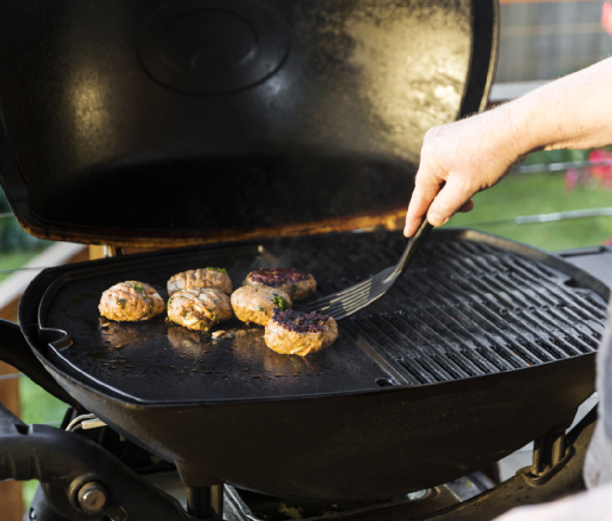 Best Outdoor Griddles of 2024 Reviewed Men s Journal