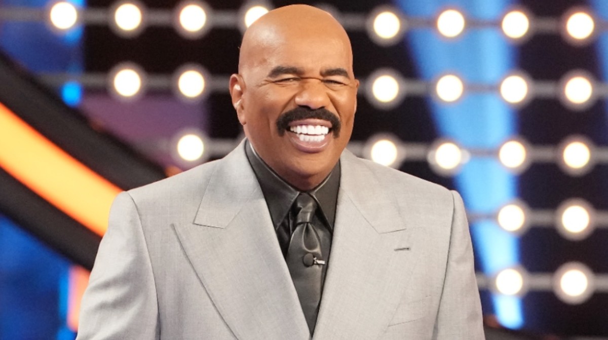 'Family Feud' Contestant Leaves Steve Harvey Speechless With Tawdry ...