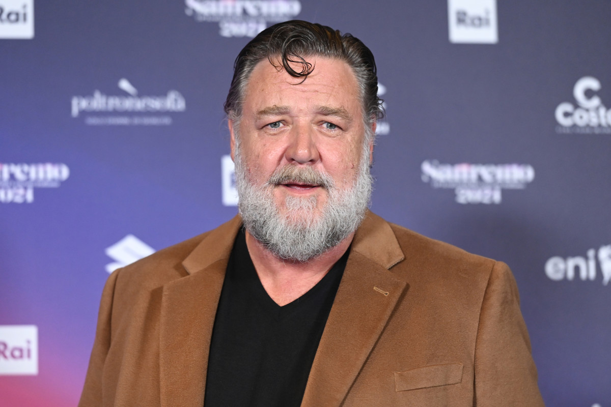 Russell Crowe 'Slightly Uncomfortable' With Paul Mescal 'Gladiator ...