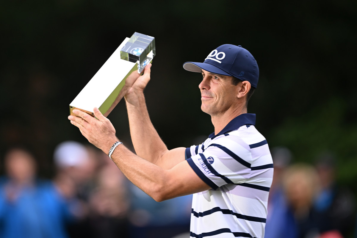 Billy Horschel Swoops in and Takes His Second BMW PGA Trophy Home Men