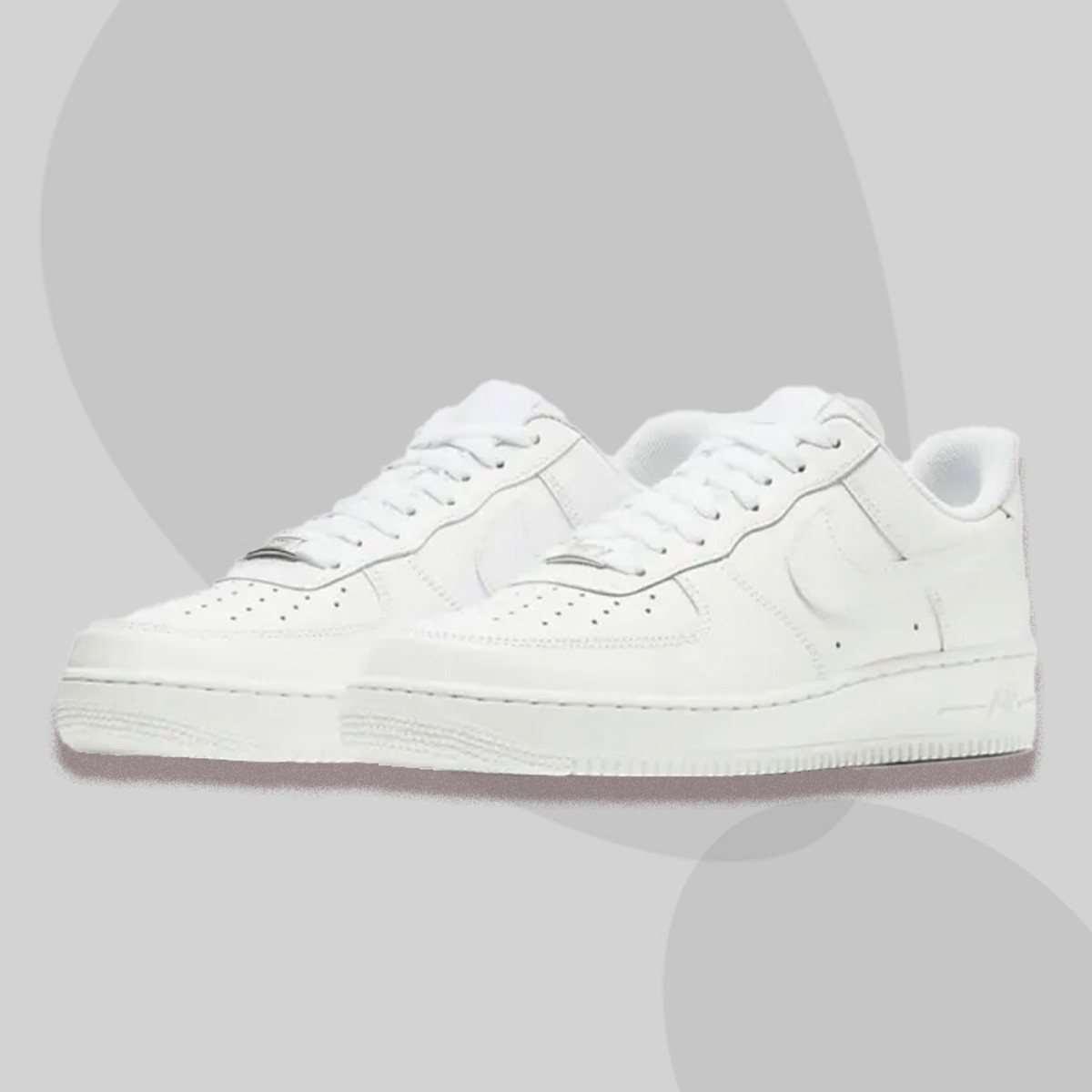 NIKE Air Force 1 Low White with Black Foxing Stripe