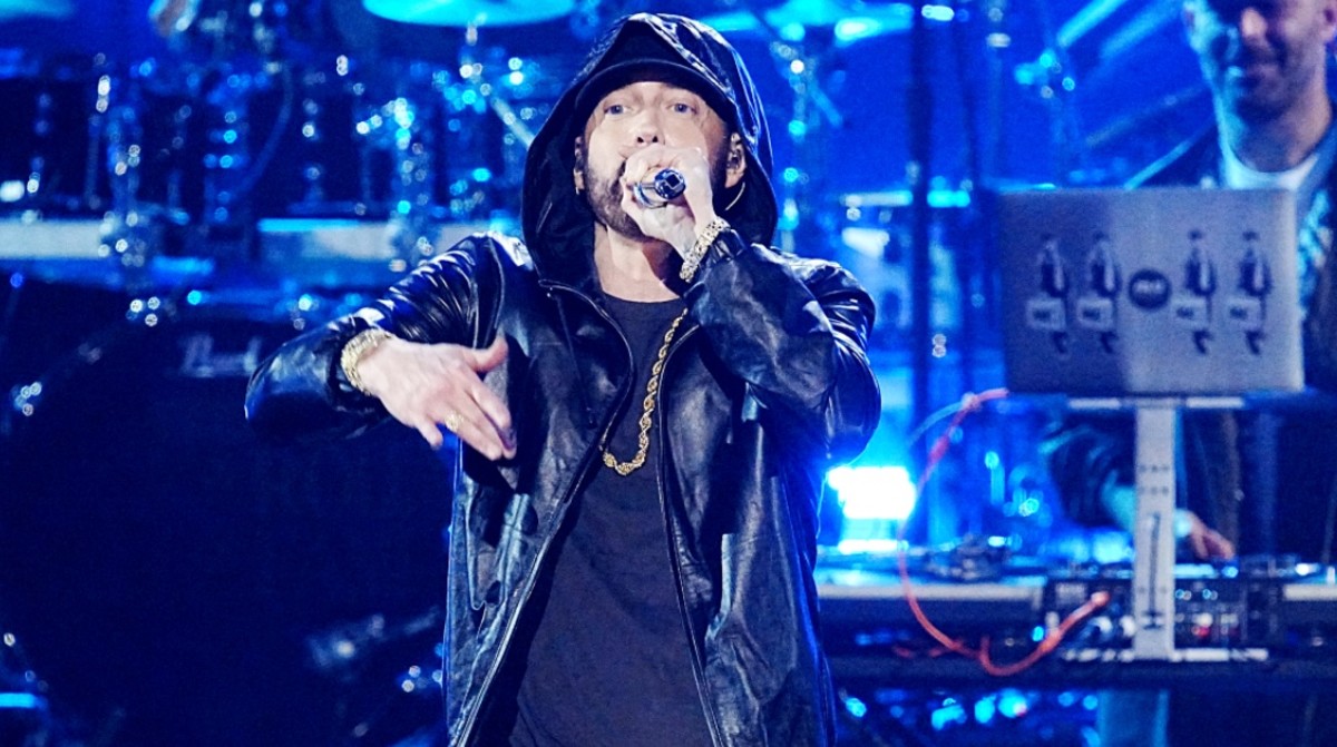 Eminem makes rare appearance at Detroit Lions game with daughter Hailie Jade