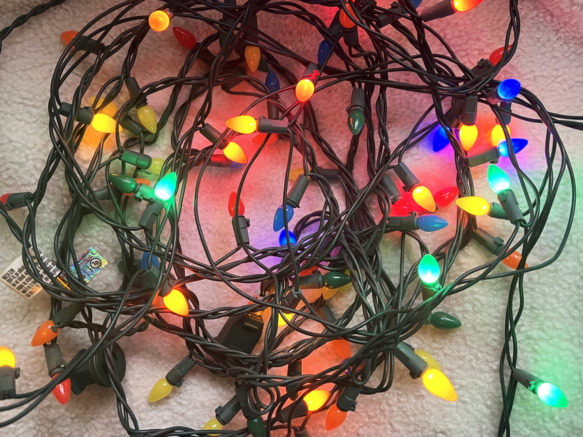 How to Fix Christmas Lights If They're Half Out or Don't Work at All