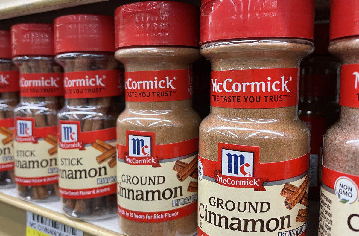 https://www.mensjournal.com/.image/t_share/MjAyNzIzNjMzNzI5MTE5MzAw/food-spice-maker-mccormick--co-posts-earnings-that-surpassed-analysts-expectations.jpg