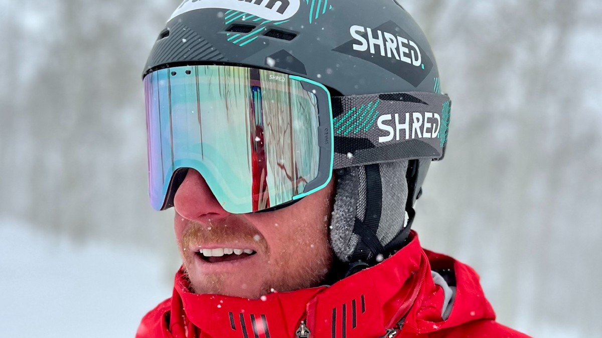Why do people wear ski goggles as fashion | ShadyVEU