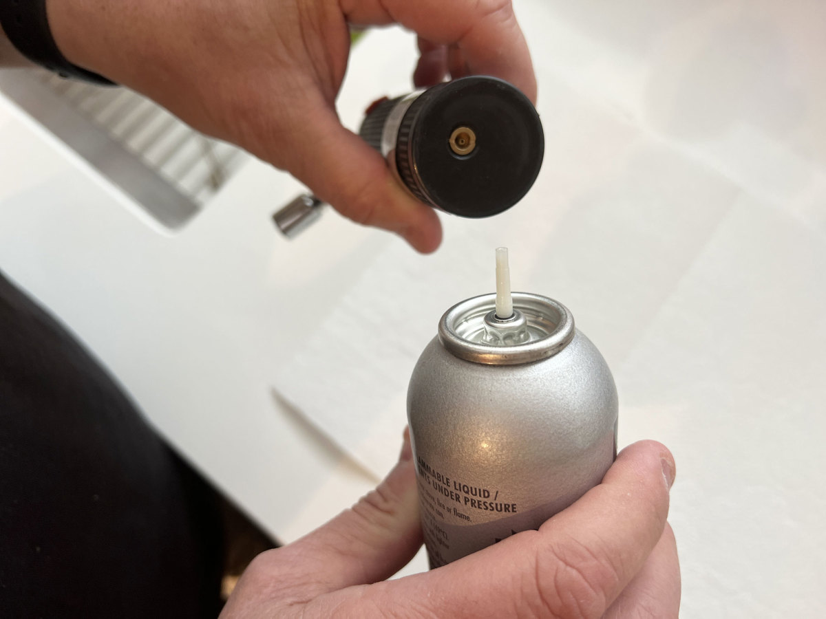 How to Refill a Butane Torch or Lighter: 7 Simple Steps - Men's Journal ...