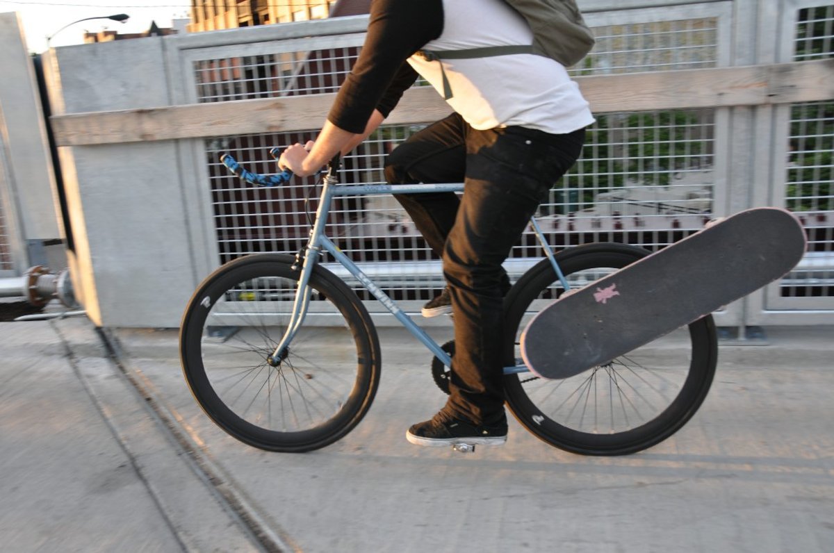bike skateboard rack