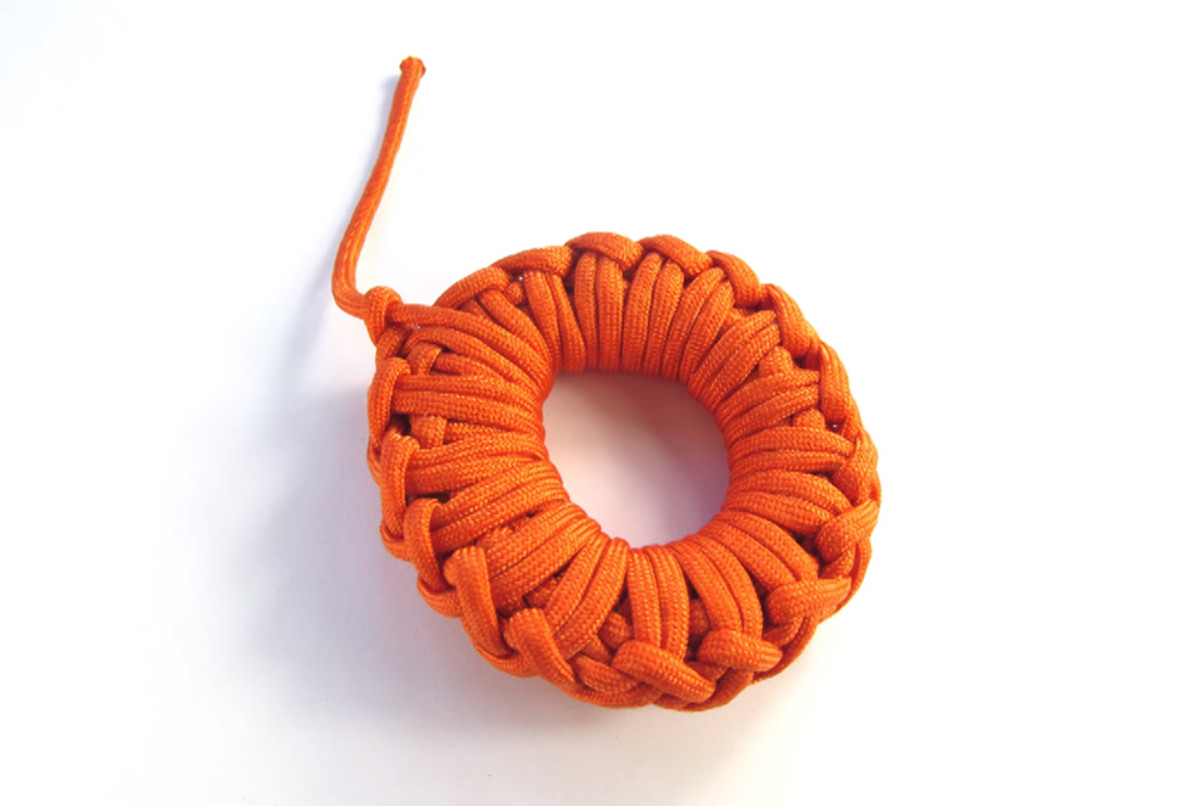 how to paracord