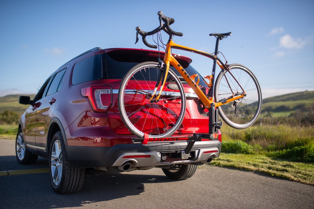 Dovetail ferst road bike hitch mounted rack