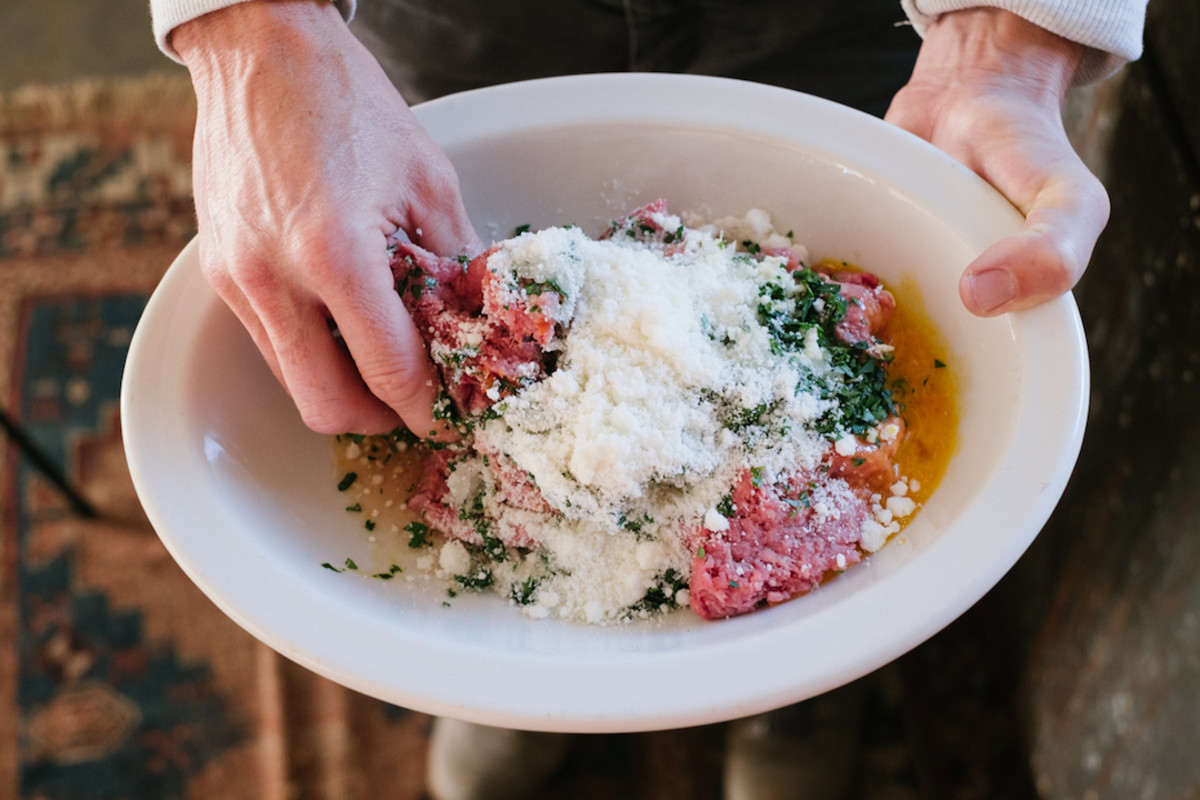 How To Make Quarter Pound Sriracha Meatballs LaptrinhX News