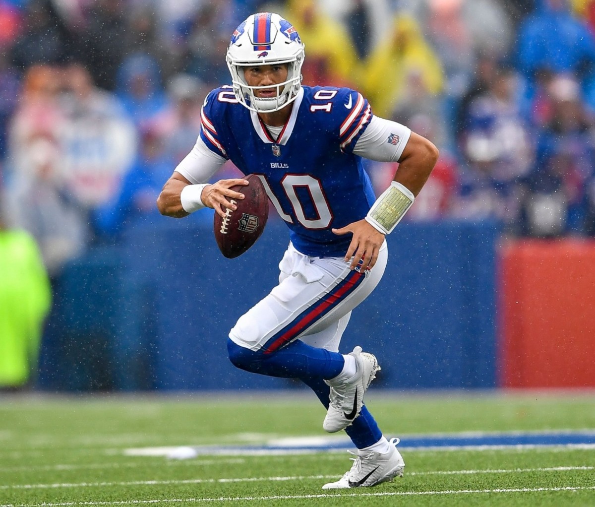 NFL Free Agents Mitchell Trubisky runs down the field with the football