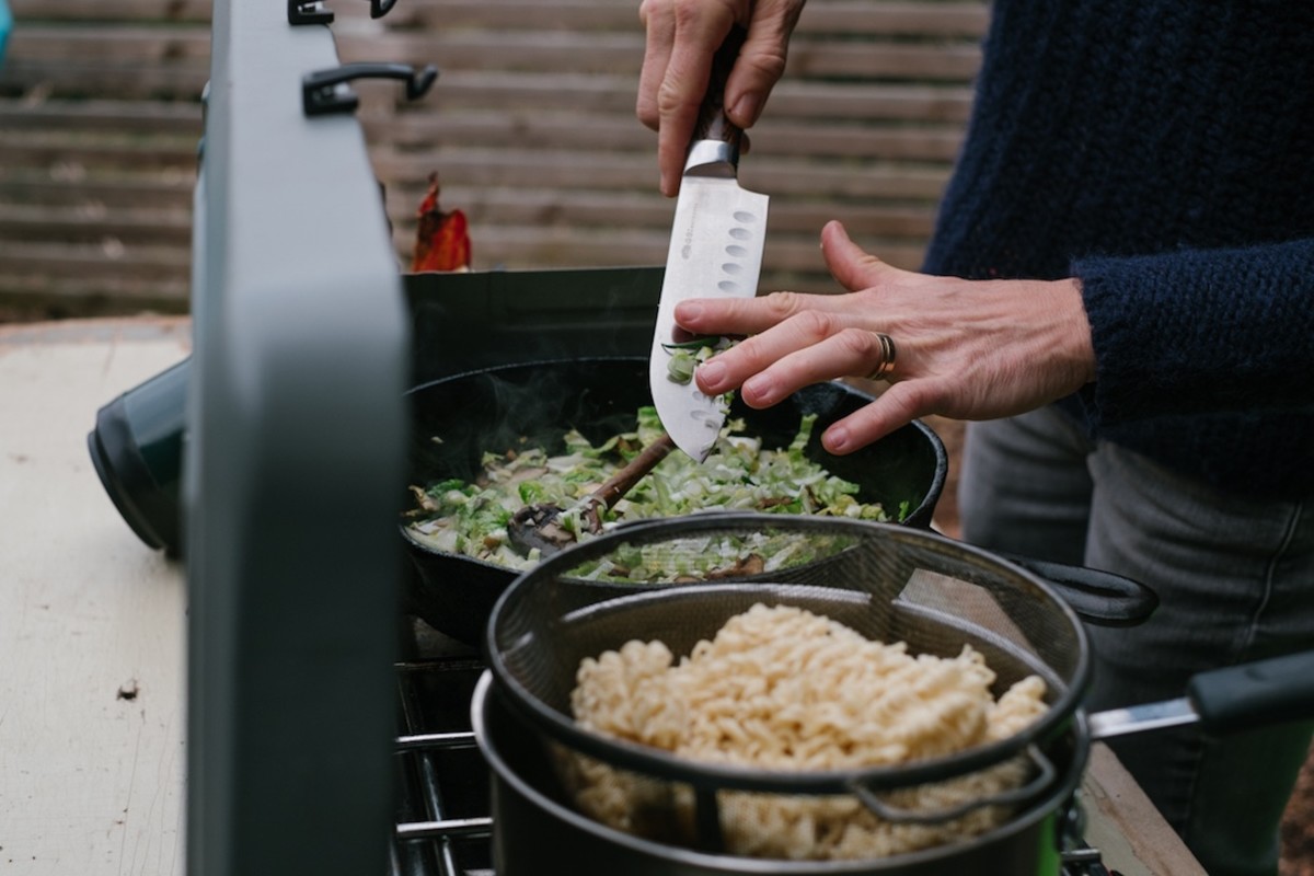 prepping instant noodles at home