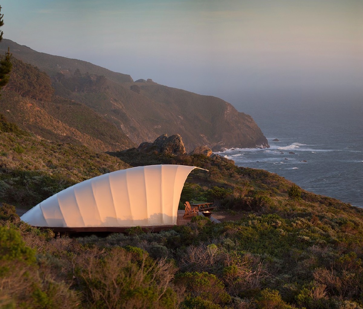 Located on the southern end of Big Sur, Treebones Resort is located on a hilltop above famous Highway 1, offering sweeping views of the Pacific.