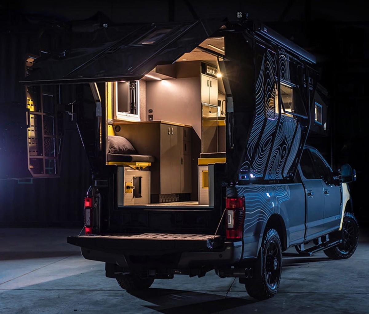 Loki Basecamp Falcon Series at overland expo west