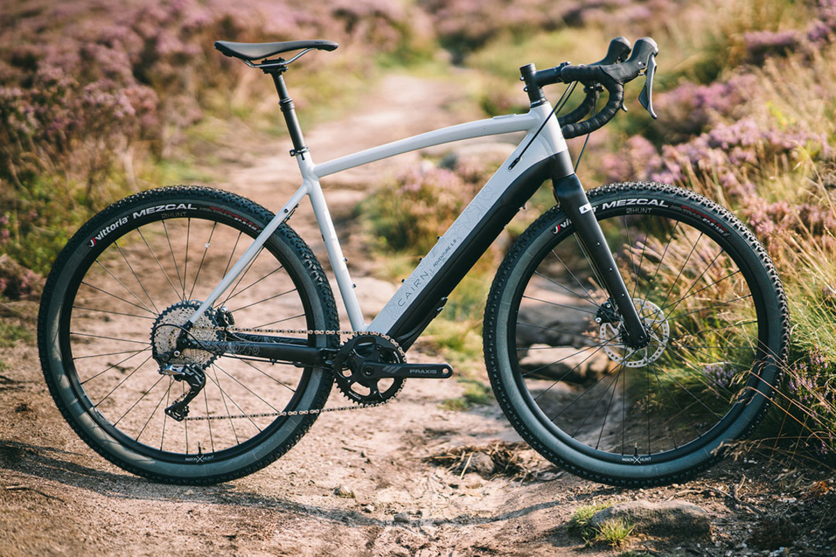 White Cairn bike on a dirt path