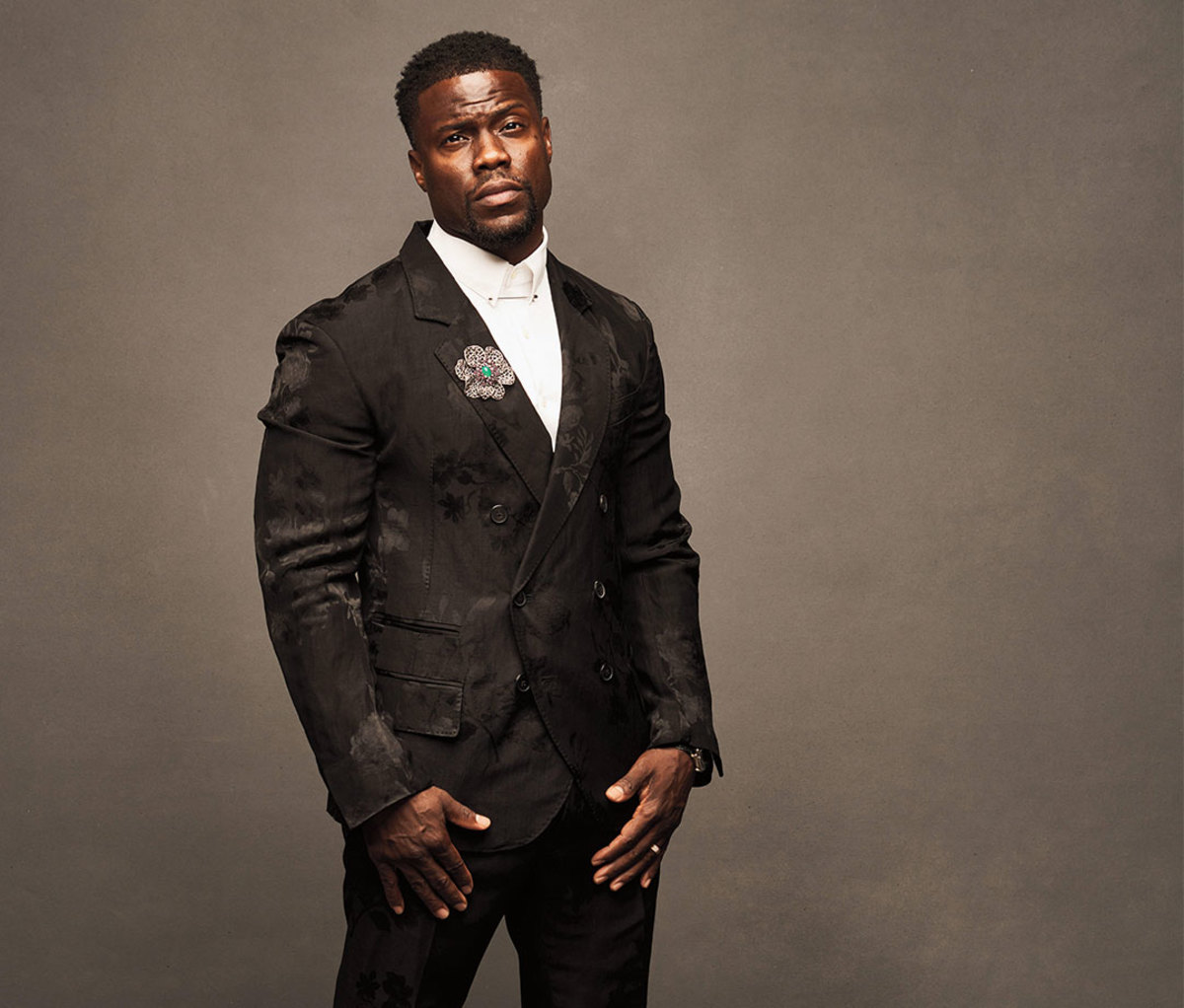 Kevin Hart Men's Journal Nov/Dec 2021 cover