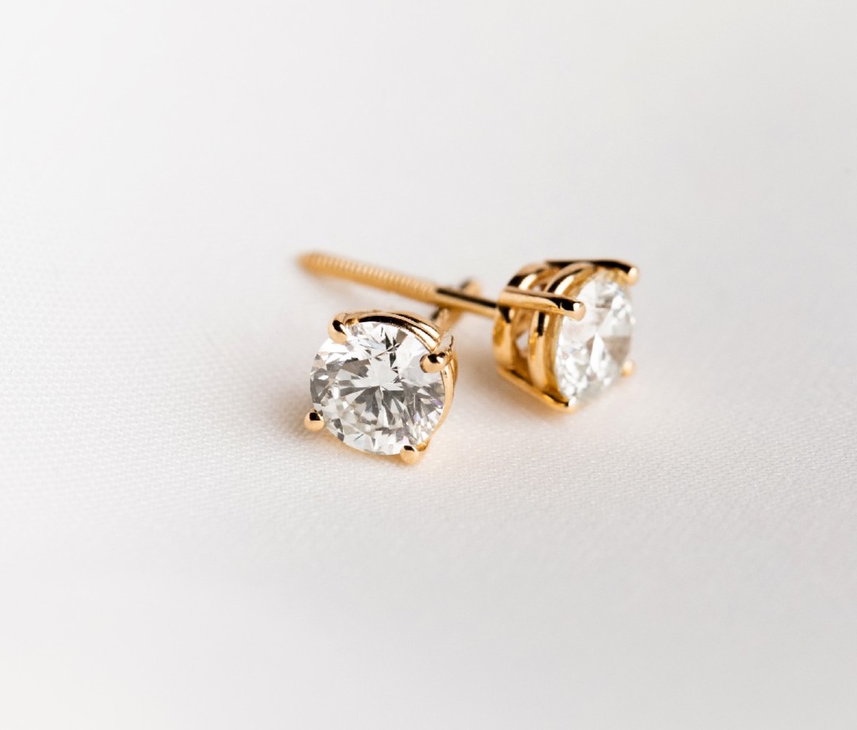 Clean Origin Diamond Stud Earrings