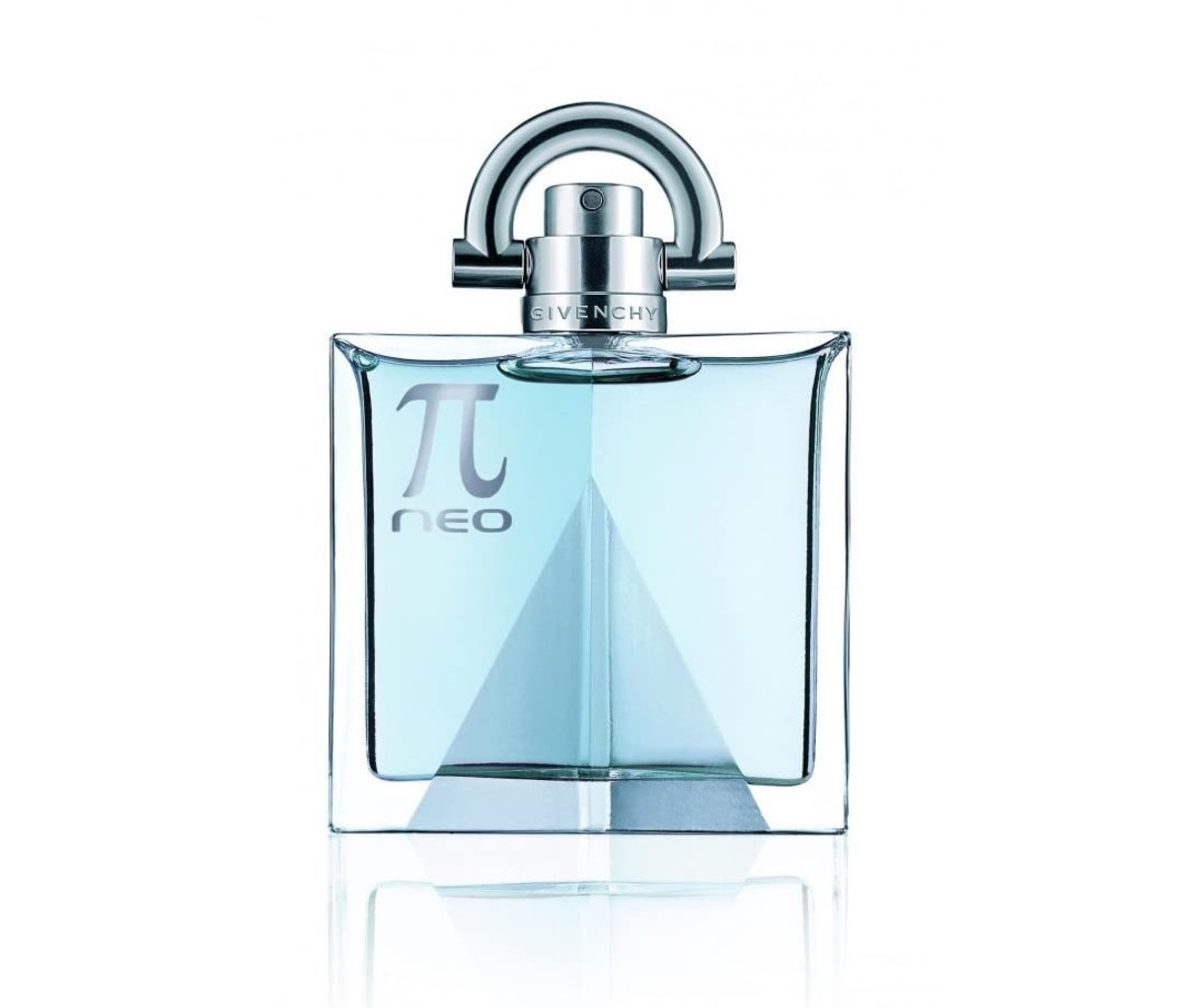 To get you started on the right path for new colognes, we’ve put together this list of absolute must-have fragrances for 2022.